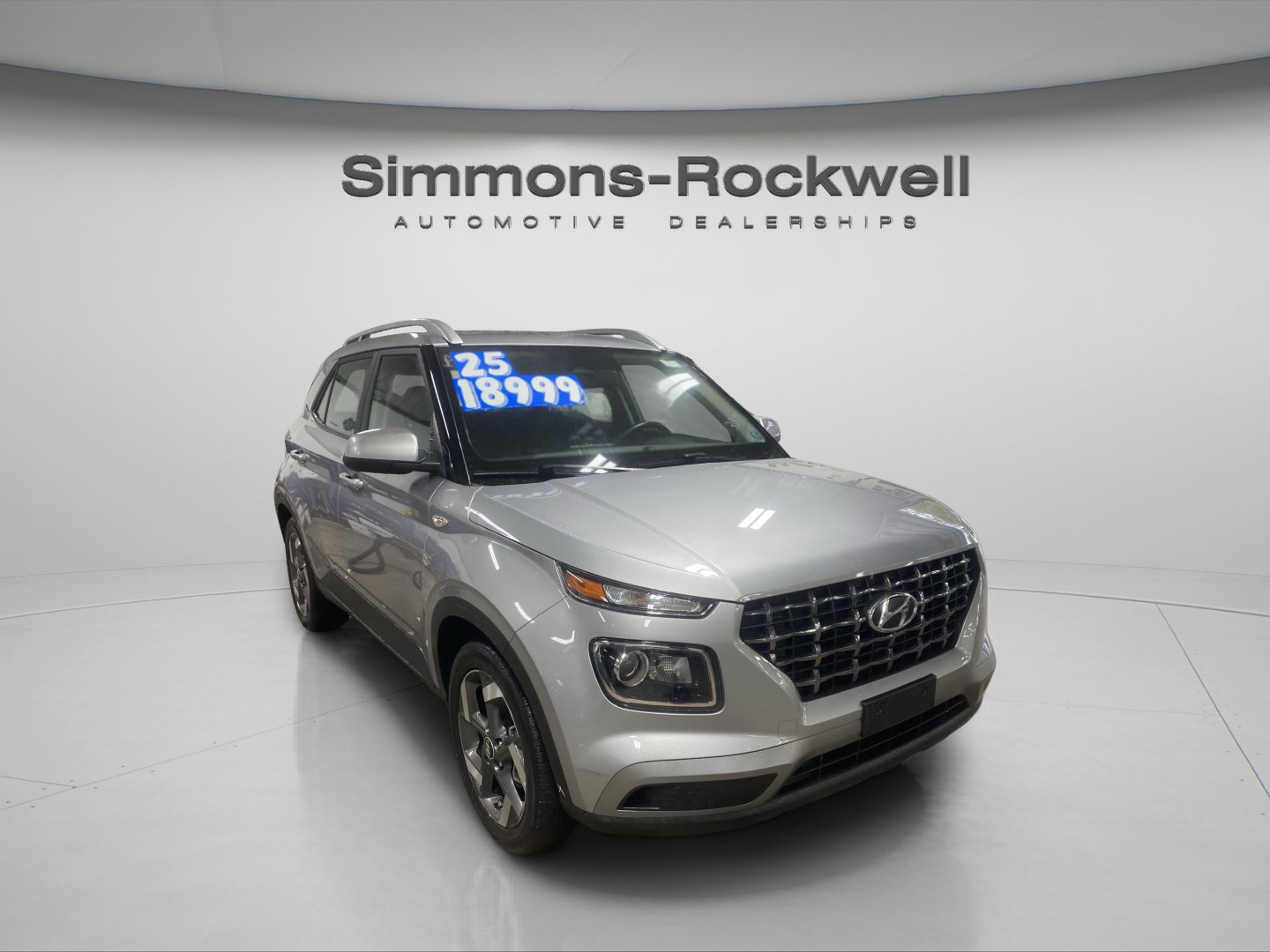 Used 2025 Hyundai Venue SEL FWD image 7
