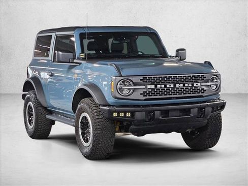 Used 2023 Ford Bronco Badlands w/ Sasquatch Package image 3