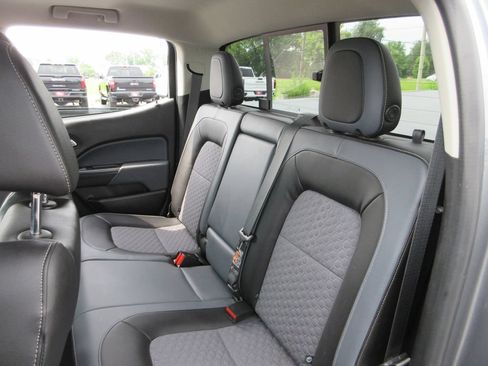 Used 2018 Chevrolet Colorado Z71 AWD/4WD image 22
