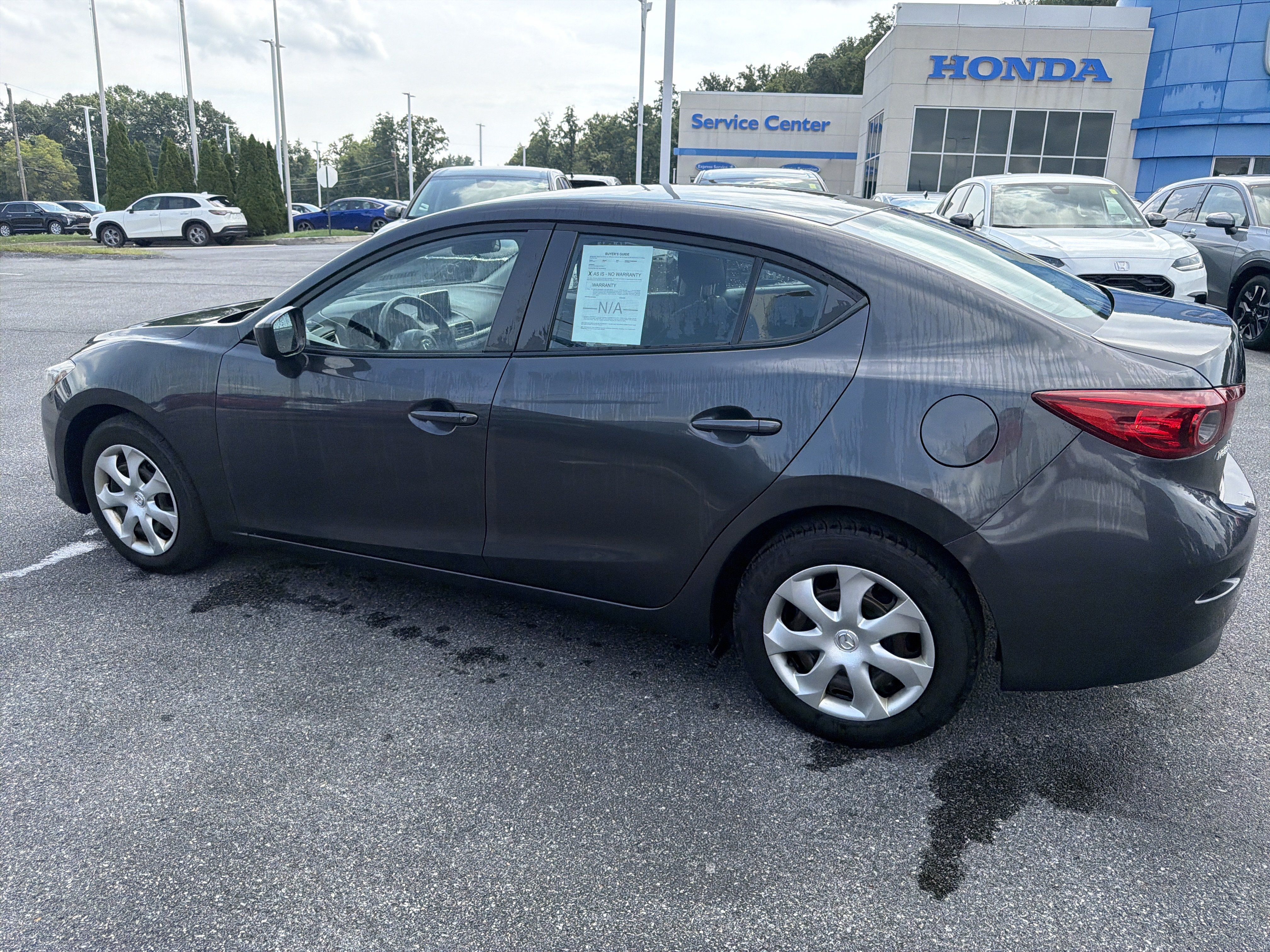 Used 2016 MAZDA MAZDA3 i Sport FWD image 10