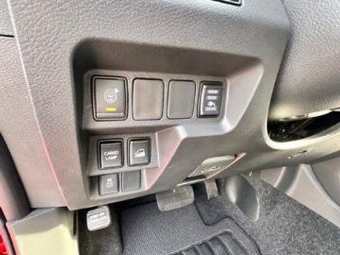 Certified 2024 Nissan Frontier SL w/ Technology Package image 26