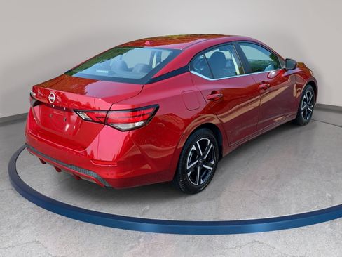 Used 2025 Nissan Sentra SV FWD image 5