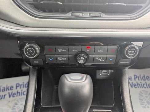 Used 2025 Jeep Compass Limited AWD/4WD image 16
