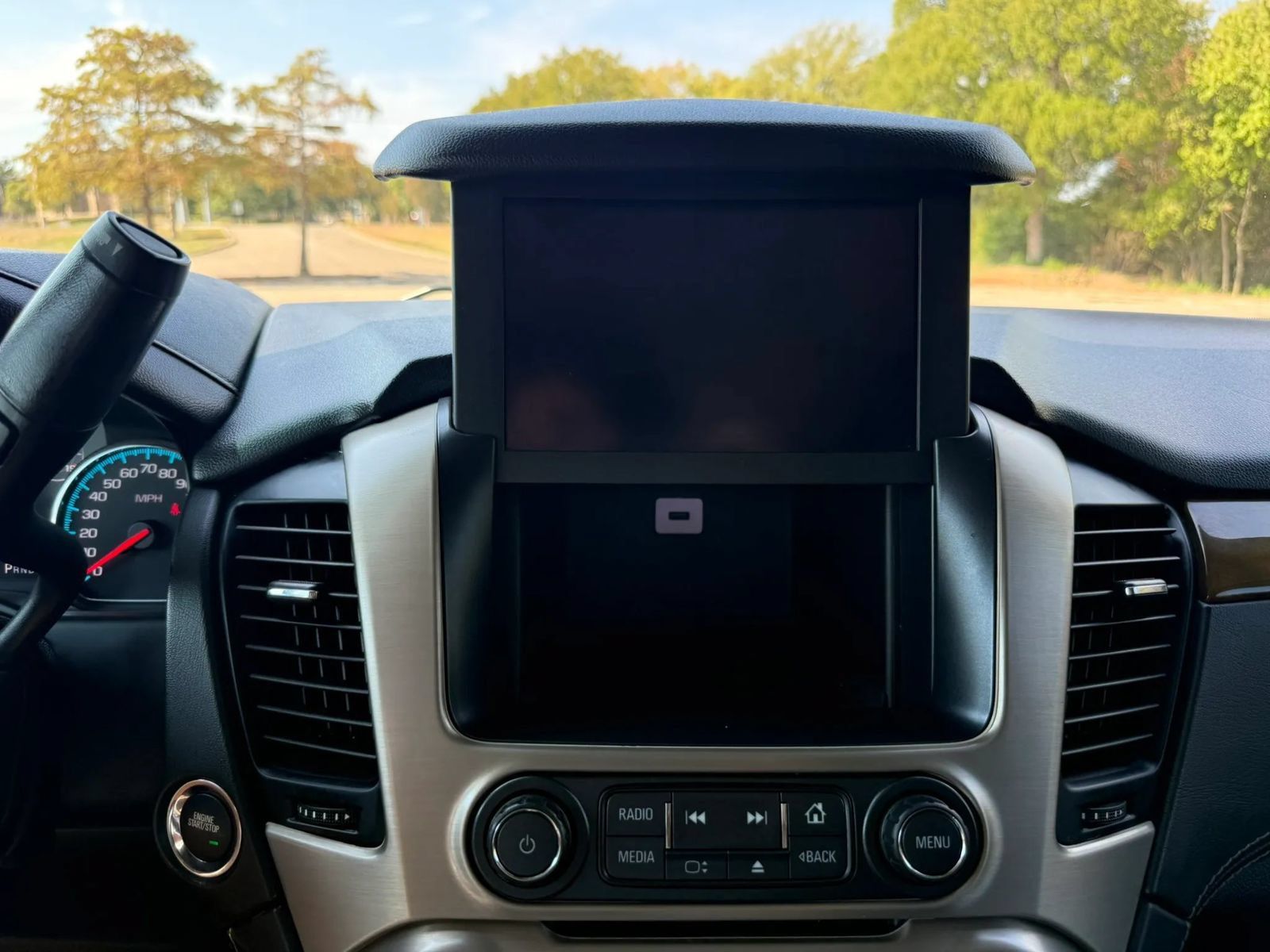 Used 2017 GMC Yukon XL Denali RWD image 48