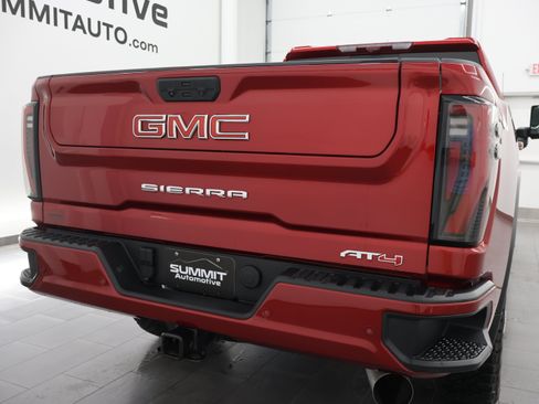 Used 2025 GMC Sierra 2500 AT4 w/ AT4 Premium Plus Package AWD/4WD image 33
