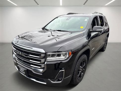 Used 2023 GMC Acadia AT4 w/ Technology Package image 2