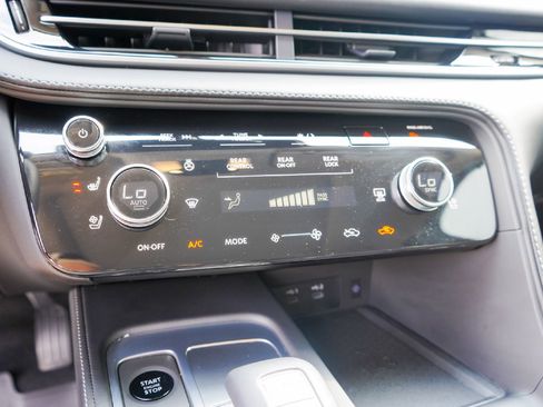 Certified 2026 INFINITI QX60 Luxe w/ Cargo Package image 16