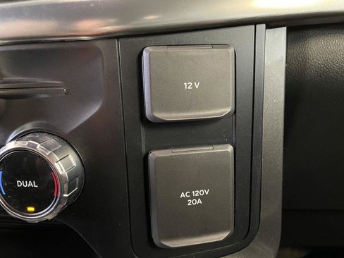 Certified 2023 Ford F150 Lariat image 38