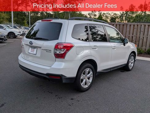 Used 2015 Subaru Forester 2.5i Premium w/ All-Weather Package AWD/4WD image 4