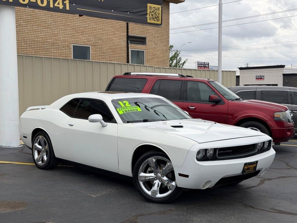 Used 2012 Dodge Challenger SXT Plus RWD image 41