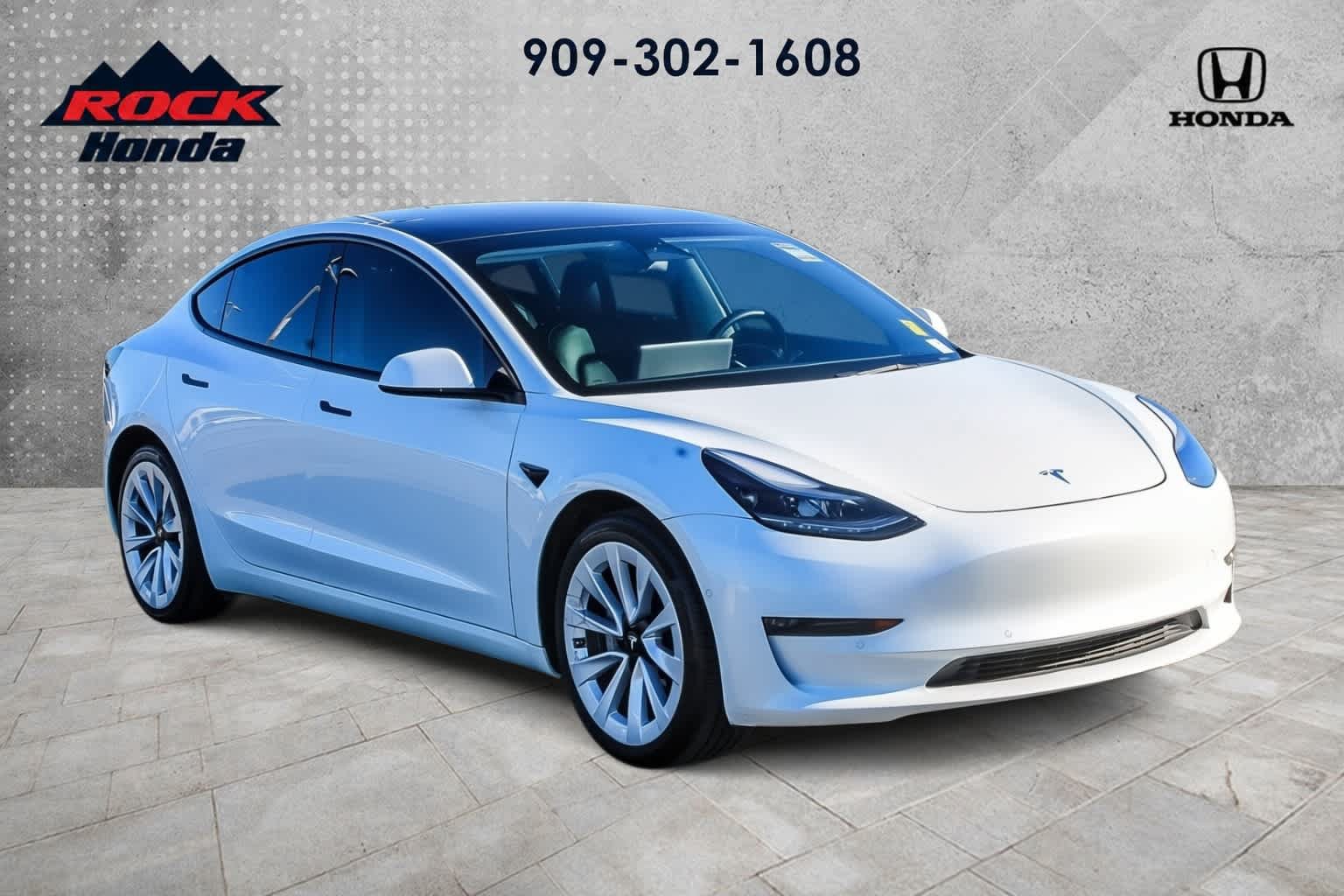 Used 2022 Tesla Model 3 Long Range AWD/4WD image 3