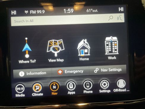 Used 2020 Jeep Grand Cherokee Laredo image 8