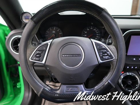 Used 2017 Chevrolet Camaro SS RWD image 31