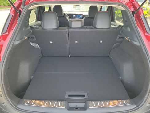 New 2026 Nissan Kicks SR w/ Illumination Package FWD image 3