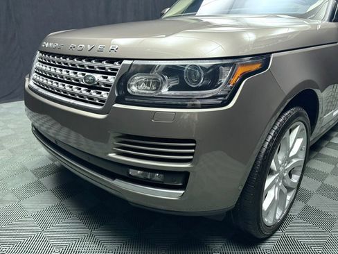 Used 2017 Land Rover Range Rover HSE image 12