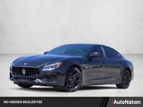 Used 2022 Maserati Quattroporte Modena Q4 AWD/4WD image 1