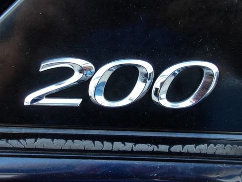 Used 2011 Chrysler 200 Touring image 34