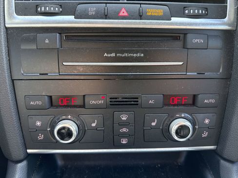 Used 2010 Audi Q7 3.6 Premium Plus image 18