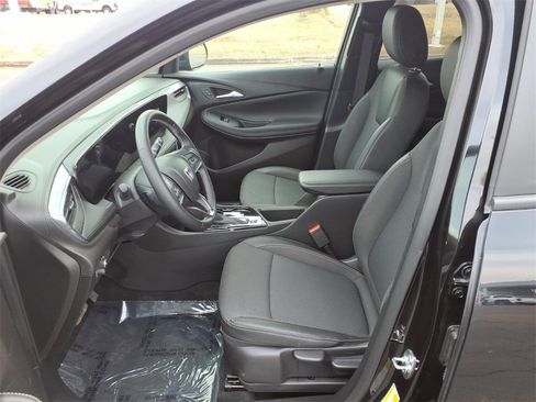 Certified 2025 Buick Encore GX Preferred image 27