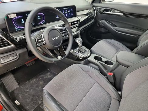 New 2026 Kia Seltos S image 14