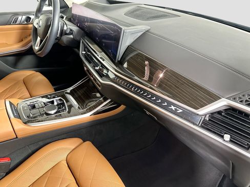 Certified 2023 BMW X7 xDrive40i image 31