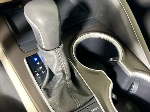 Used 2024 Toyota Camry XLE FWD image 17