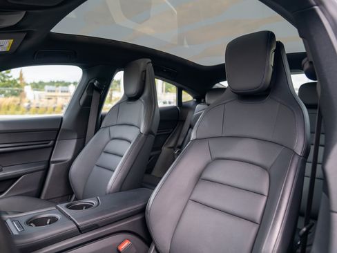 Used 2024 Porsche Taycan 4S AWD/4WD image 5