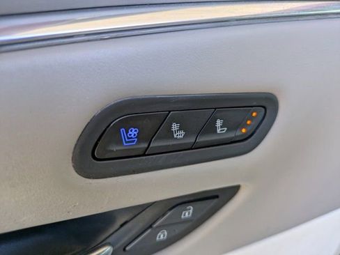 Used 2021 Cadillac Escalade Premium Luxury Platinum image 28