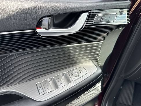 Used 2024 Hyundai Palisade Calligraphy FWD image 17