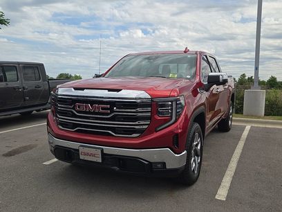 Used 2022 GMC Sierra 1500 SLT w/ SLT Premium Plus Package
