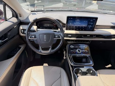 Used 2022 Lincoln Nautilus Reserve AWD/4WD image 13