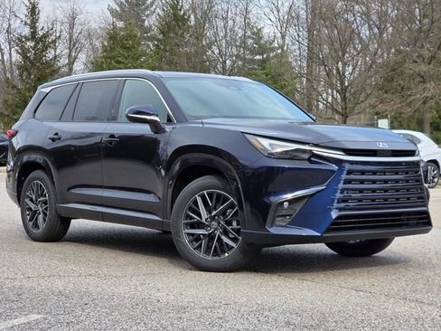 New 2026 Lexus TX 350 AWD image 2