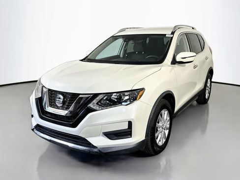 Used 2020 Nissan Rogue SV FWD image 4