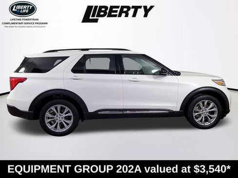 Used 2023 Ford Explorer XLT w/ Equipment Group 202A AWD/4WD image 2