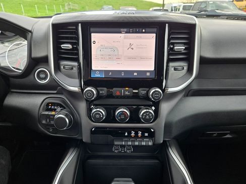 New 2026 RAM 1500 Express AWD/4WD image 20