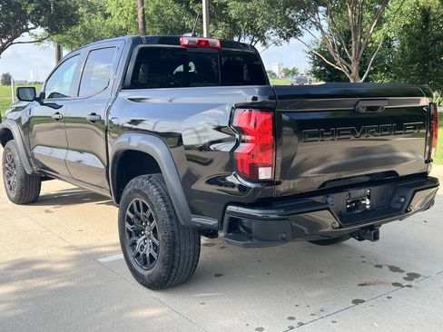Used 2023 Chevrolet Colorado Trail Boss w/ Technology Package AWD/4WD image 7