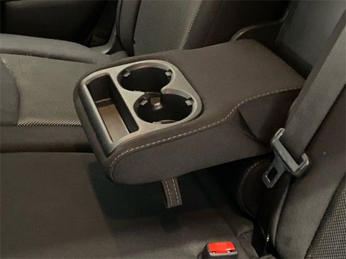 Used 2020 Nissan Pathfinder SV image 14