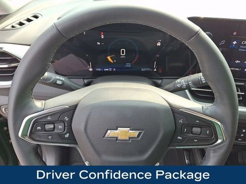 Used 2025 Chevrolet TrailBlazer LT w/ Convenience Package AWD/4WD image 4