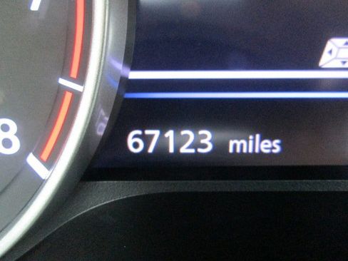 Used 2022 Nissan Sentra SR FWD image 20