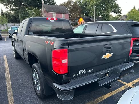 Used 2019 Chevrolet Silverado 1500 Custom w/ Custom Convenience Package AWD/4WD image 7