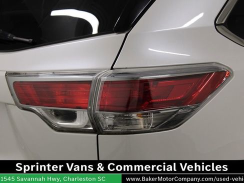 Used 2016 Toyota Highlander Limited image 12