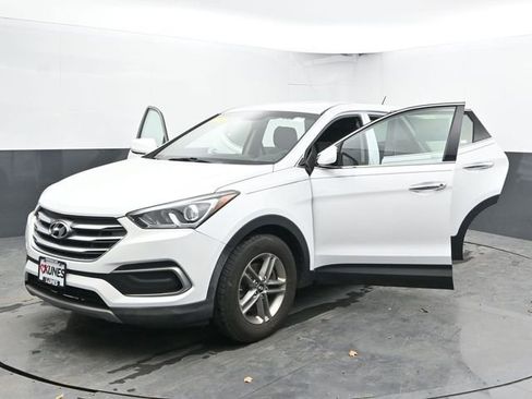 Used 2018 Hyundai Santa Fe Sport image 32