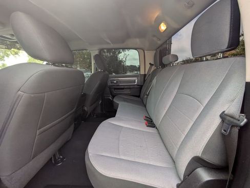 Used 2021 RAM 1500 Classic SLT image 12