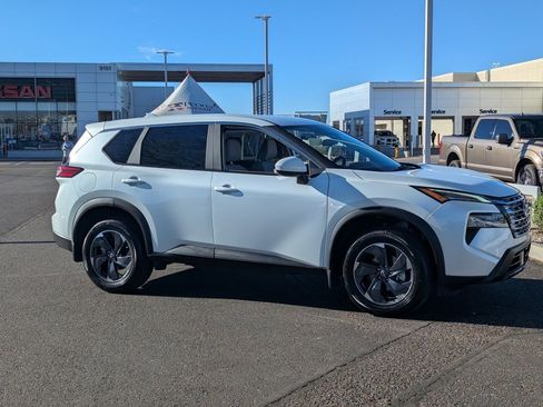 Certified 2024 Nissan Rogue SV image 8