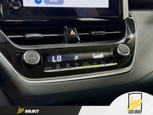 Used 2024 Toyota Corolla LE FWD image 18