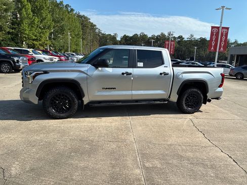 New 2026 Toyota Tundra SR5 RWD image 2