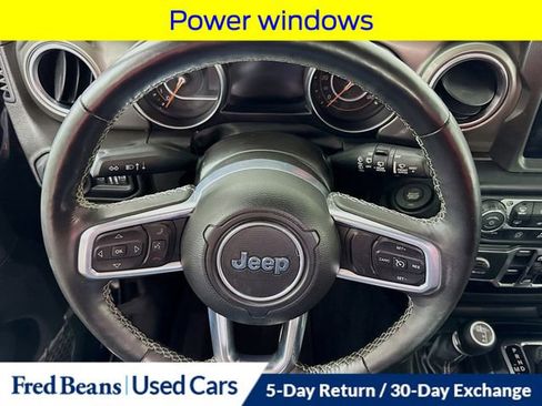 Used 2022 Jeep Wrangler Unlimited Sahara w/ Cold Weather Group image 14