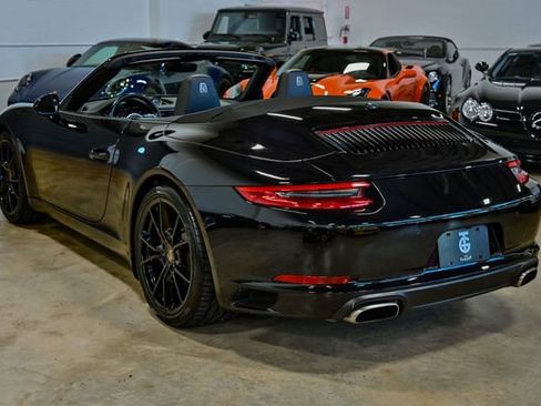Used 2017 Porsche 911 Carrera image 9