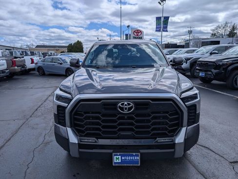 Certified 2022 Toyota Tundra Limited w/ TRD Off-Road Package AWD/4WD image 11
