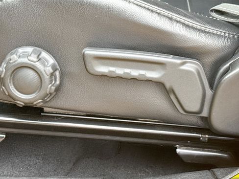 Used 2019 Jeep Wrangler Unlimited Sahara w/ Dual Top Group image 23